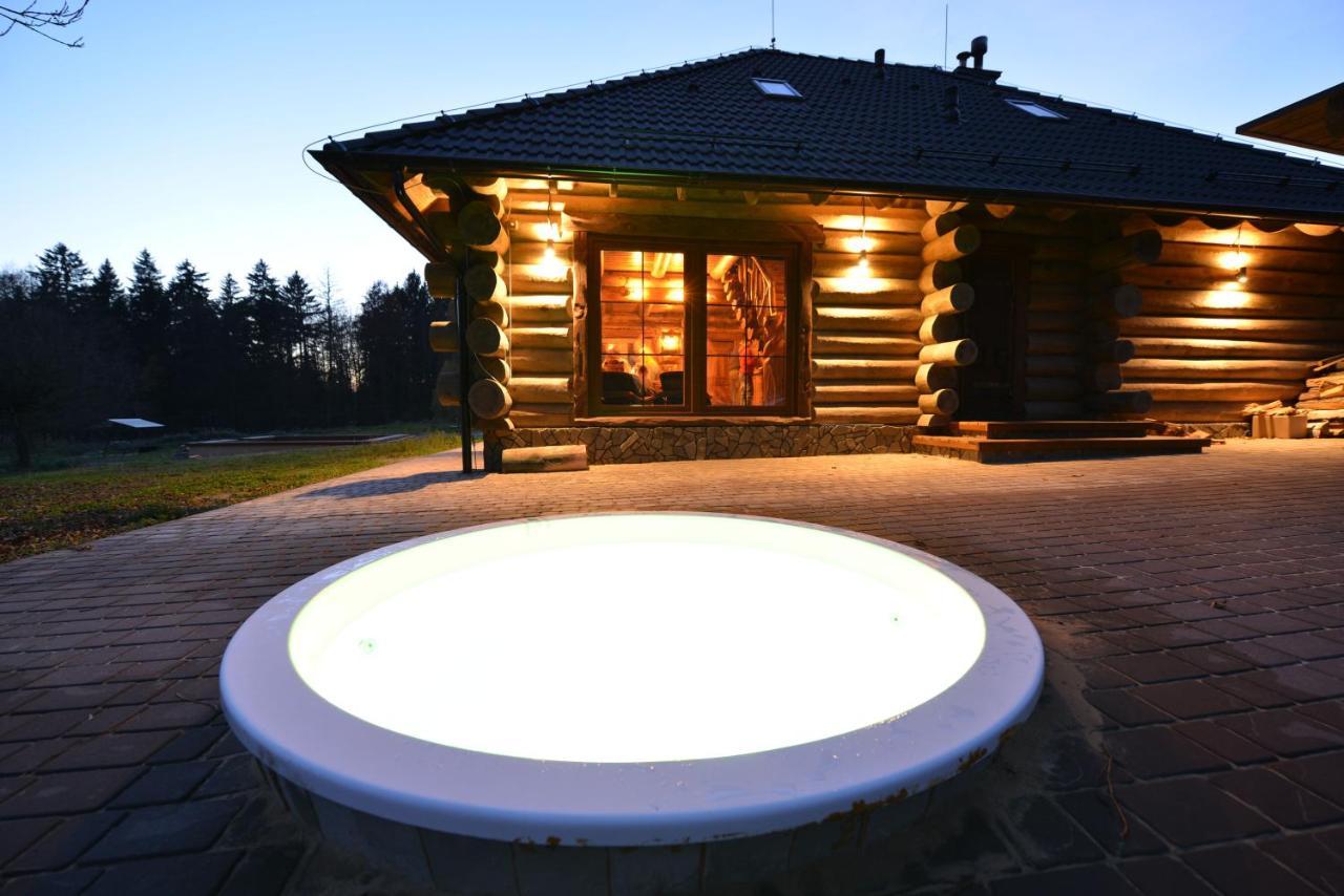 Hotel Folvark Gvozd Kamenjuki Exterior foto